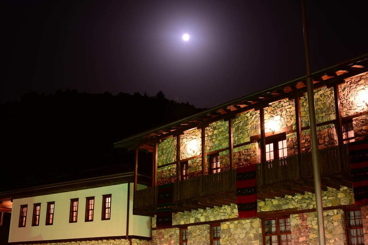 Macedonian Village Hotel & Resort Gorno Nerezi Bagian luar foto