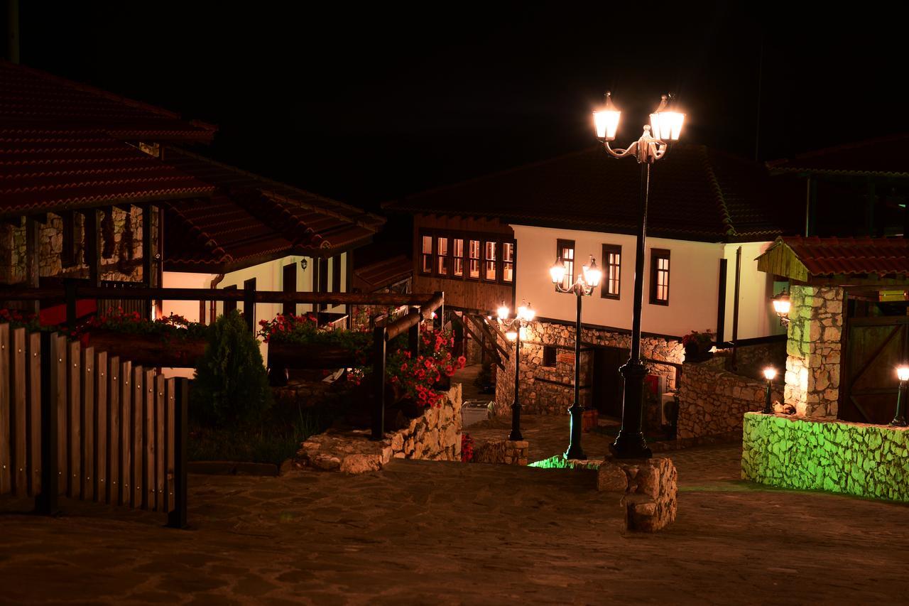 Macedonian Village Hotel & Resort Gorno Nerezi Bagian luar foto
