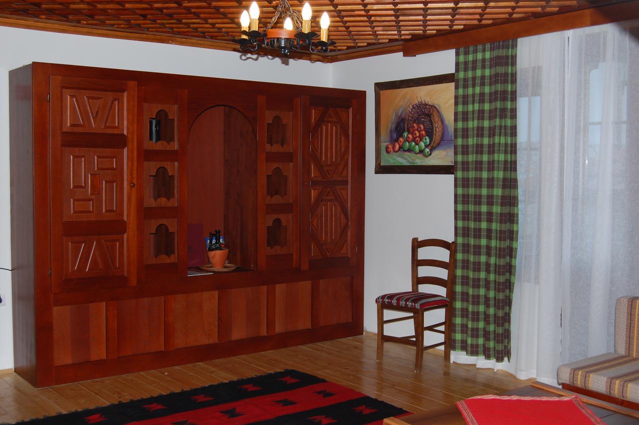Macedonian Village Hotel & Resort Gorno Nerezi Bagian luar foto